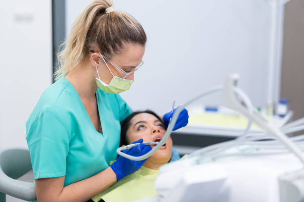 Best Emergency Tooth Extraction in Folcroft, PA